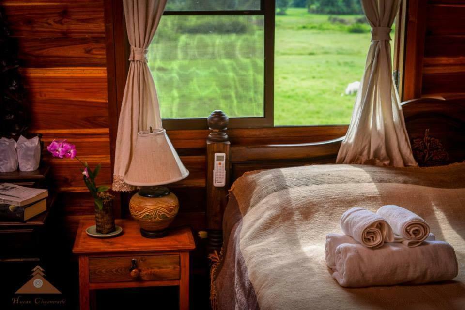 Apartmán Huen Jam Rat Mae Chaem Exteriér fotografie